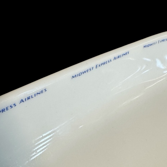 Vintage Midwest Express Airlines First Class Snack Trays & Dinner Plates - Picture 7 of 9